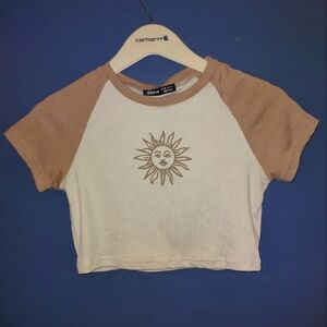 Women's Beige Crop top Tee With Sun Graphic